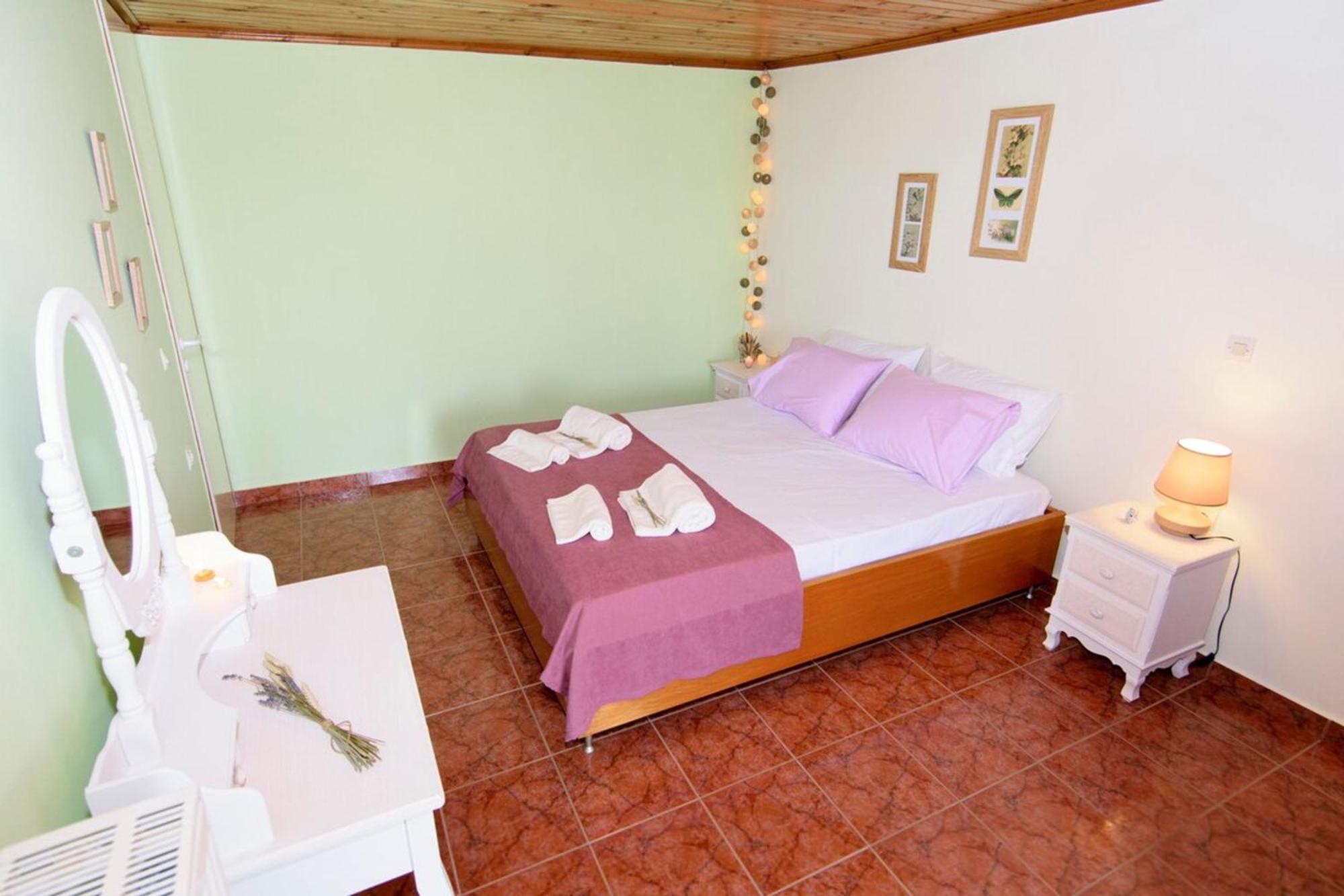 Loulos Aoria Traditional House With Stuning Mountain View מראה חיצוני תמונה
