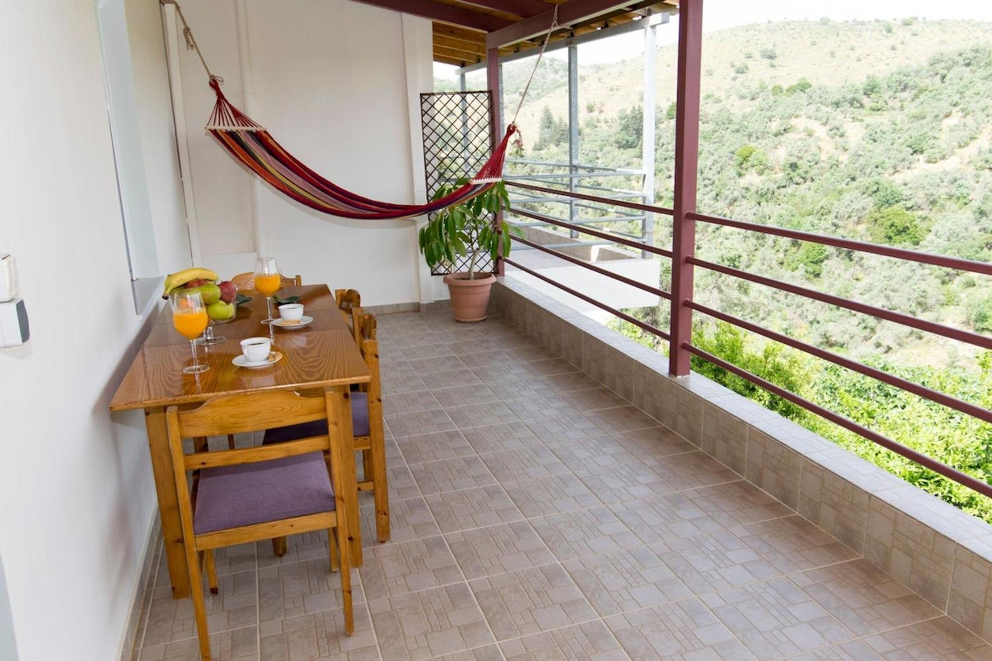 Loulos Aoria Traditional House With Stuning Mountain View מראה חיצוני תמונה